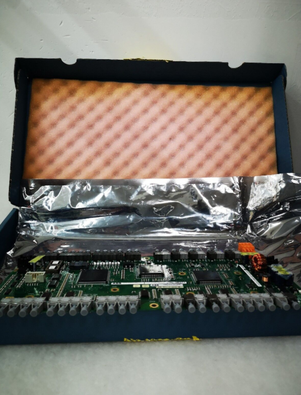 ABB 3BHE004573R0143 UFC760BE143 Interface Board front view