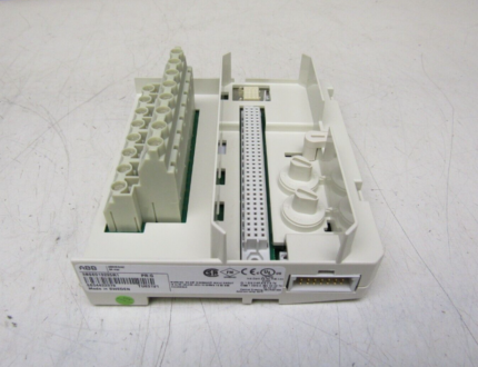 ABB 3BSE013235R1 TU831V1 Module Termination Unit front view