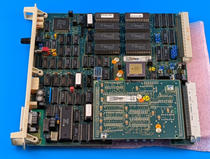 ABB DSCS140 57520001-EV Communication Processor with modular design and multi-protocol support for industrial automation systems.