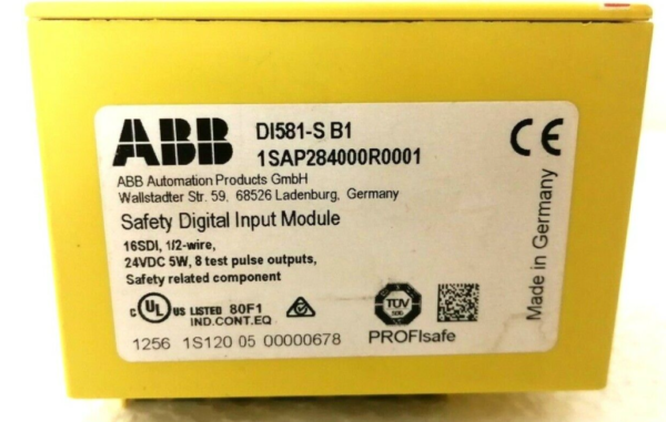 ABB DI581-S Digital Input Module (1SAP284000R0001) for industrial automation, providing reliable input signal processing and fast response times.