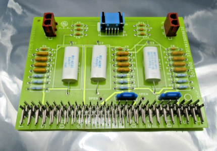 IC3600SIXK1C1C GE Relay Module Extender Board – Industrial Automation Component Front View