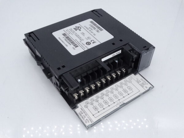 GE Fanuc IC693MDL730 input module – 16-point digital input for industrial automation systems.