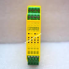 2986038 | PSR-SCP-24DC/TS/SDI8/SDIO4 – Safety Relay
